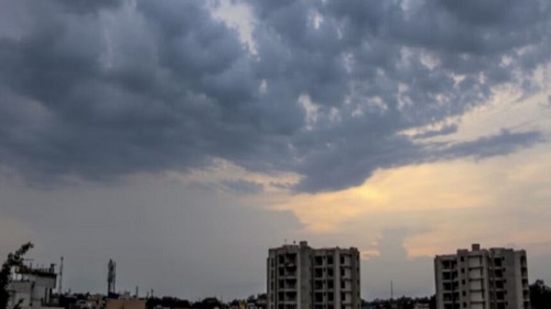 छत्तीसगढ़ में मौसम ने ली करवट, तेज हवाएं, बारिश और ओलावृष्टि का अलर्ट