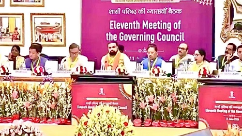 डेयरी, पर्यटन और सिंचाई से बदलेगी बस्तर की तस्वीर, हर परिवार की आय 30 हजार मासिक करने का लक्ष्य