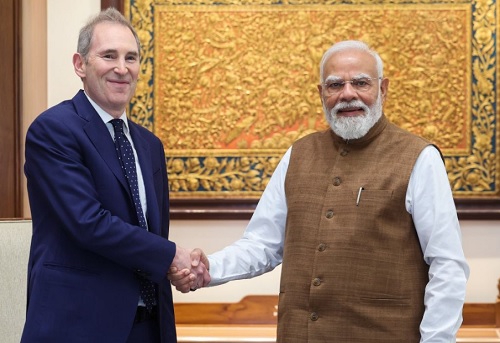 Amazon CEO पीएम मोदी से मिले, भारत में 4.1 लाख करोड़ निवेश करने का ऐलान किया