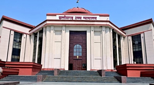 छत्तीसगढ़ हाई कोर्ट का बड़ा फैसला: 25-30 साल बाद वेतन वृद्धि का लाभ वापस लेना अनुचित