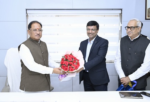 मुख्यमंत्री साय से मिले सेल के सीएमडी पंडा, भिलाई स्टील प्लांट के विस्तार के लिए मांगा सहयोग…