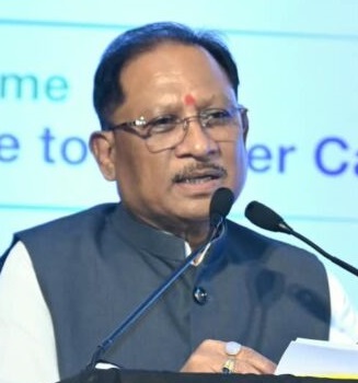 कैंसर के खिलाफ जंग में आधुनिक इलाज के साथ जरूरी है मरीज का मनोबल: CM साय